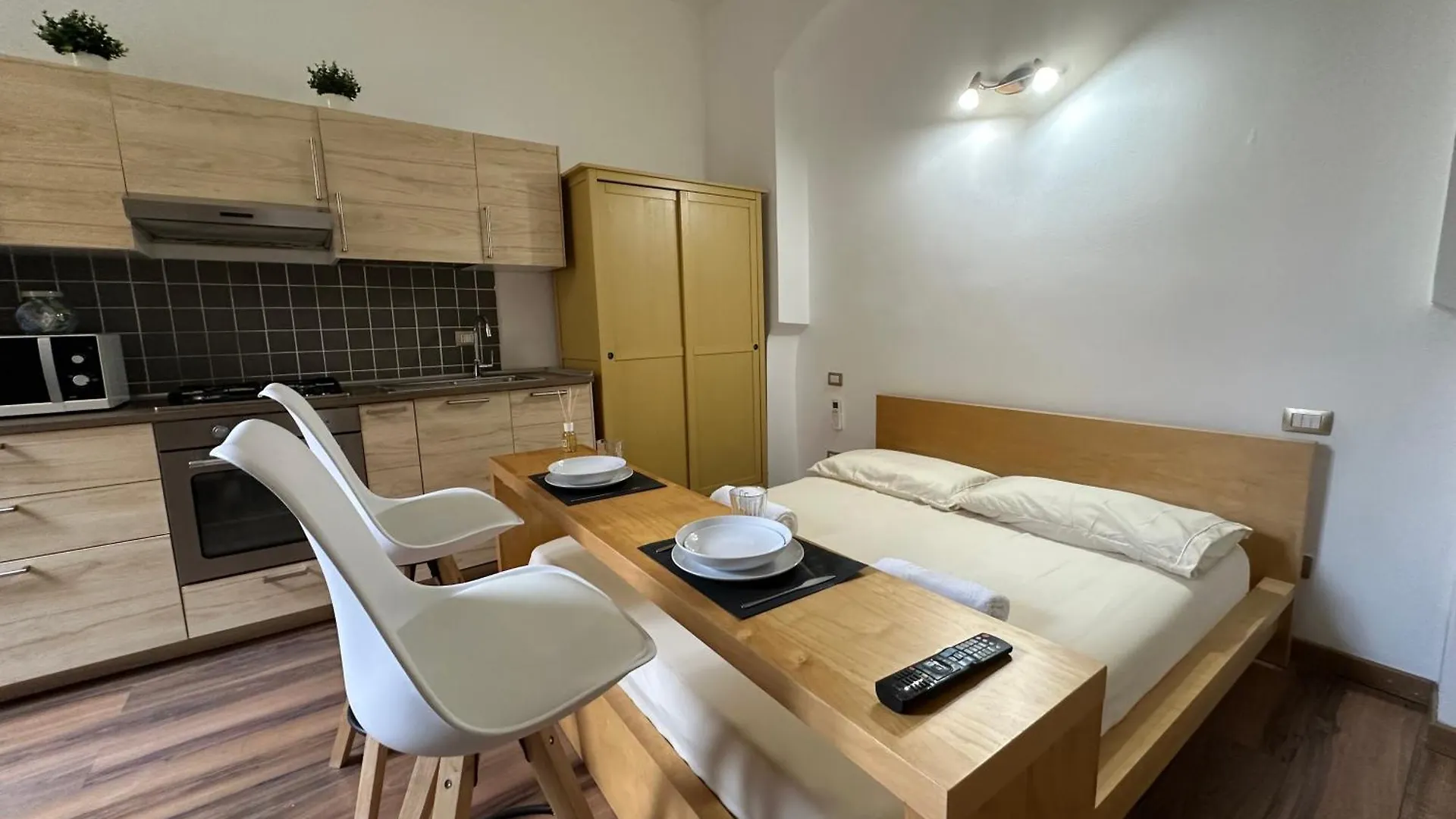 Ermes Suite Risorgimento Milano 0*,