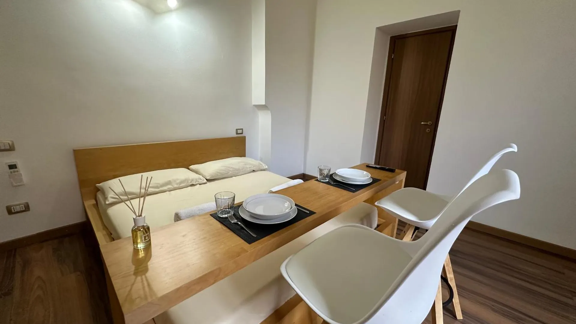 Ermes Suite Risorgimento Milano Italia